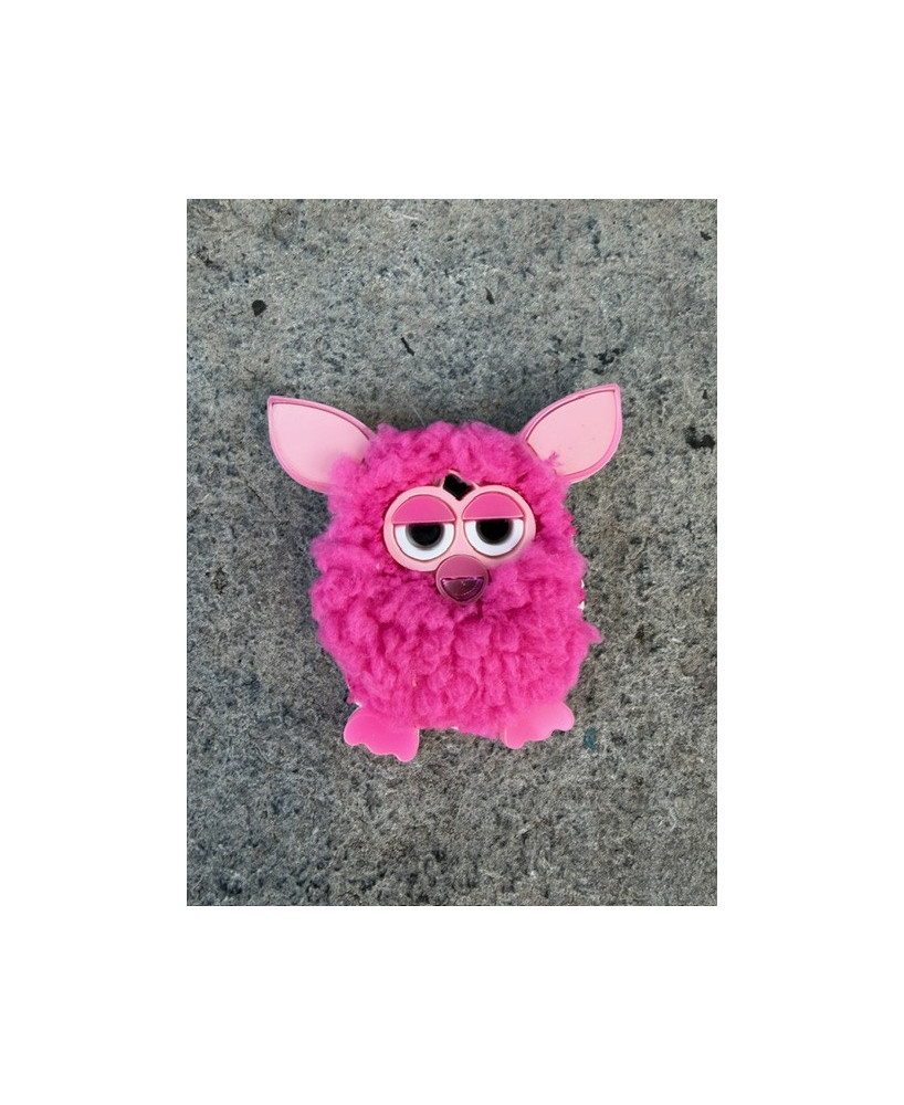 Broche Furby rose