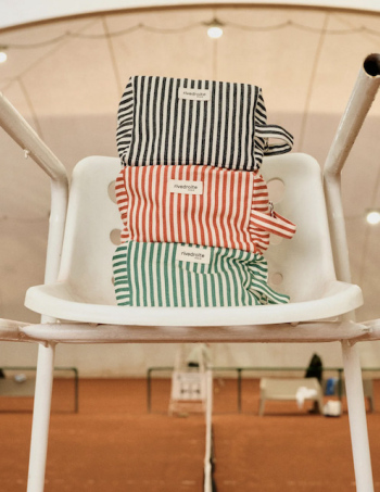 Trousse Rive Droite Tournelles XL lignes noires