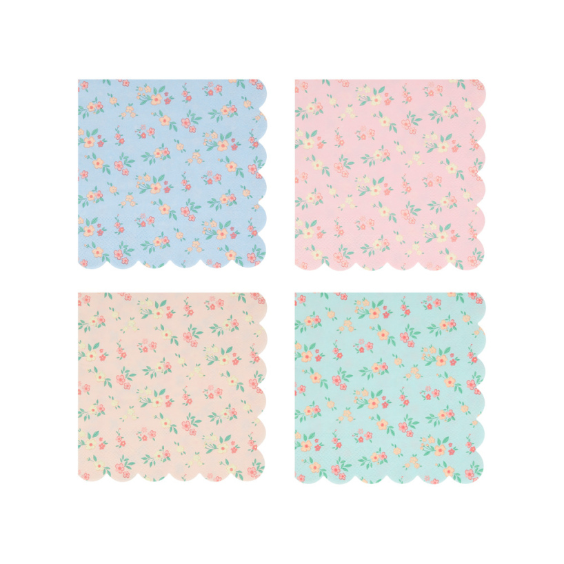 Petites serviettes fleuries
