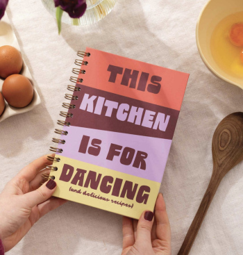 Carnet This kitchen is for dancing