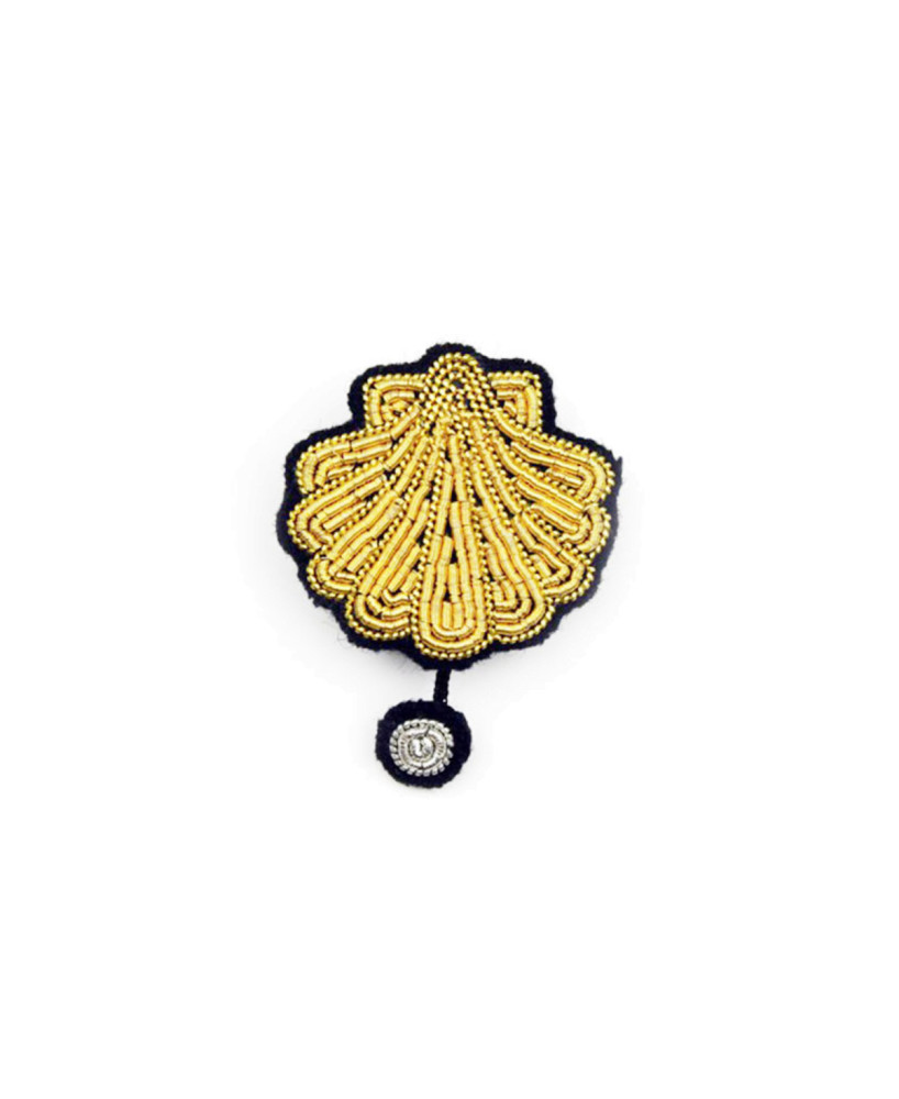 Broche brodée coquille saint-jacques Macon&Lesquoy