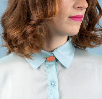 Pins Coucou Suzette Crevette