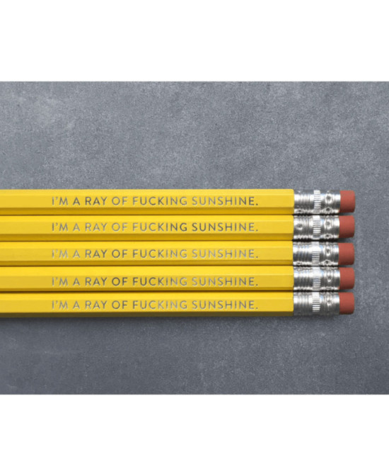 Set 5 crayons I'm a ray of fucking sunshine